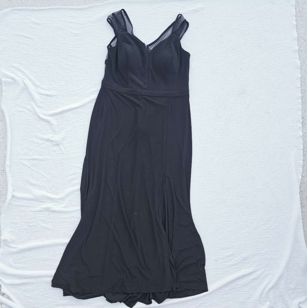 NW nightway floor length evening gown, black cap sleeve size 14